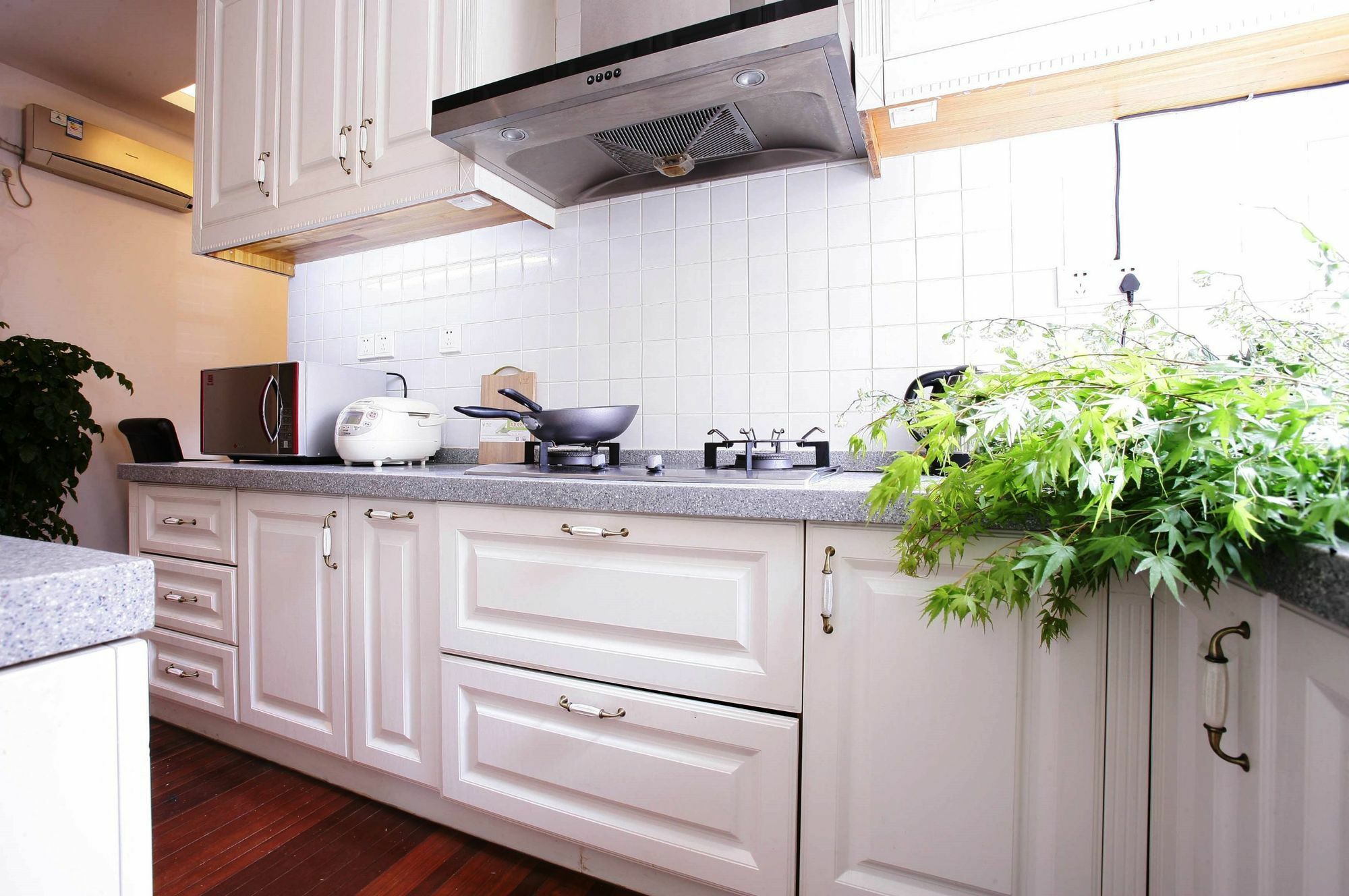 Apartment Wonderland French Concession Nanchang Rd